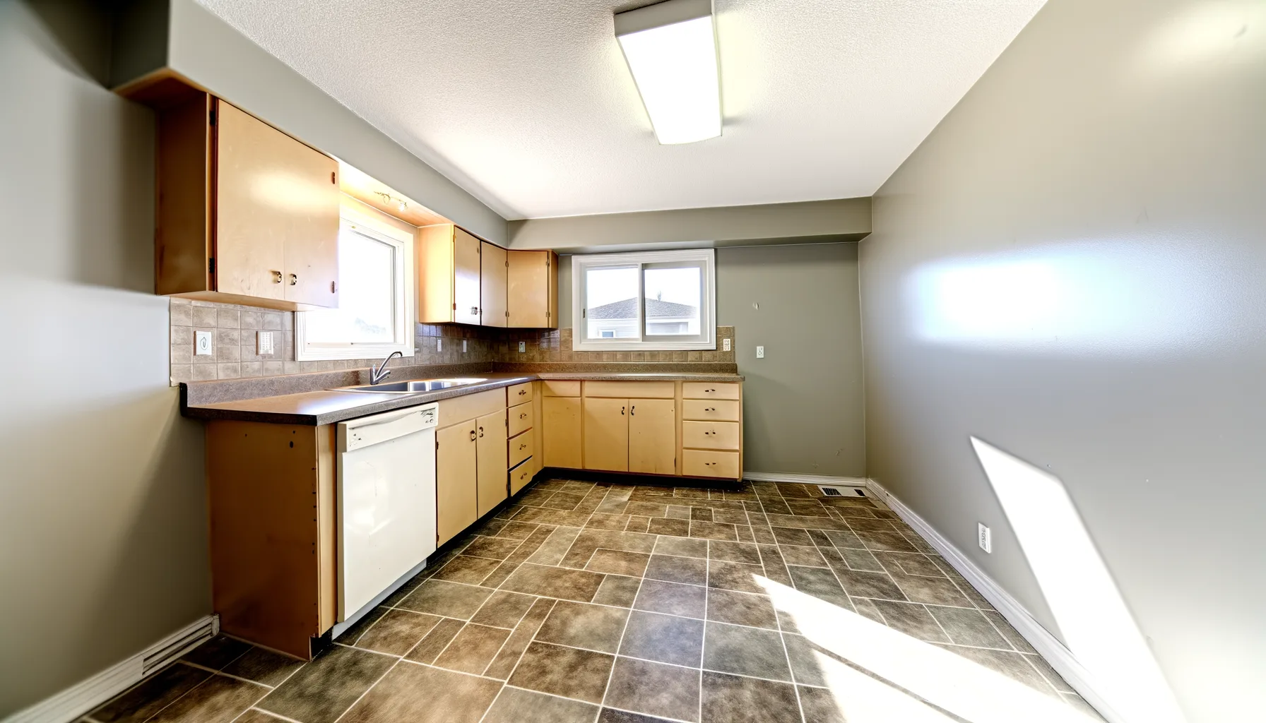 Fall Water Damage Restoration Checklist for Spring Homeowners